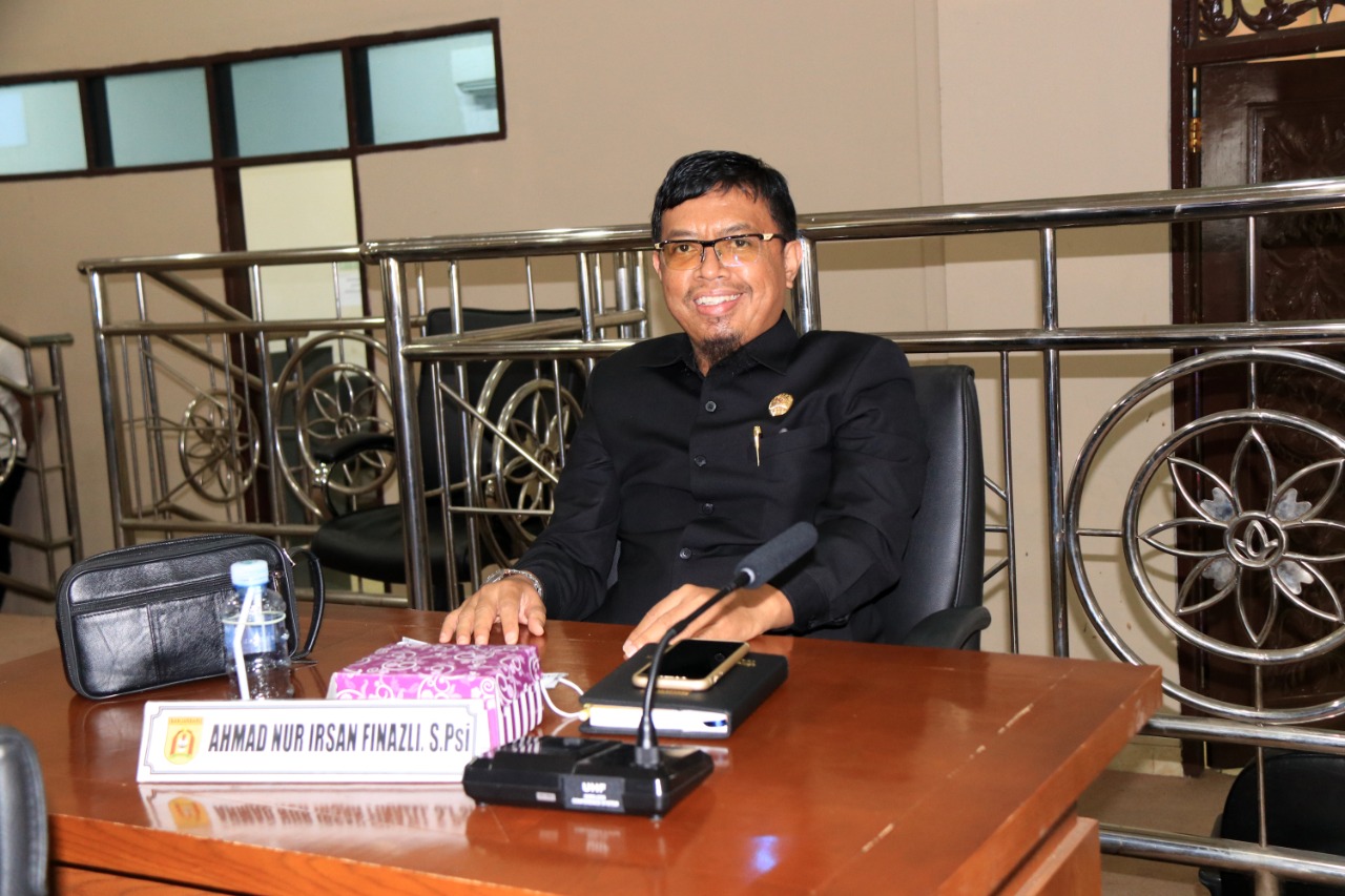 Ketua Komisi I DPRD kota Banjarbaru