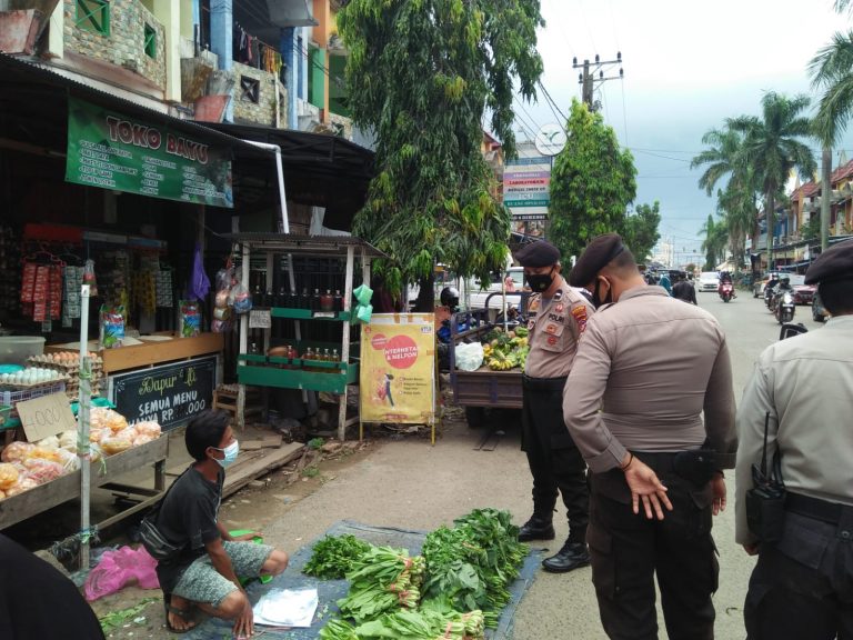 Operasi Yustisi PPKM, Pasar Sekumpul Martapura Jadi Sasaran Petugas