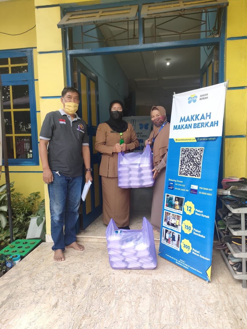 Kelurahan di Banjarbaru Bantu Gerakan Dapur Makkah Distribusikan Makanan untuk Warga Isoman