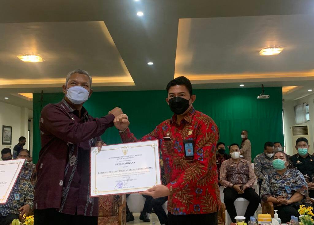 Lapas Banjarbaru Kembali Raih Penghargaan Pelayanan Publik Berbasis HAM
