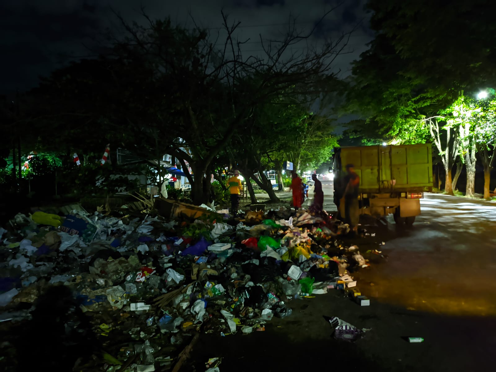 Sampah Depan Sekolah ke Jalan, Harap Pemko Banjarmasin Beri Lahan TPS