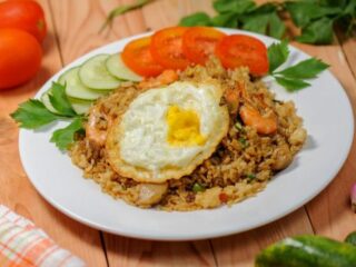 20 Hidangan Nasi Terlezat di Dunia, Bagaimana dengan Nasi Goreng?