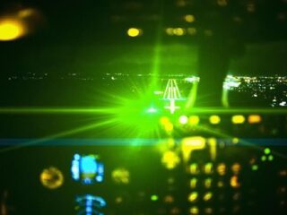 Bahaya Menembakkan Laser ke Pesawat, Simak Penjelasan Airnav Banjarmasin