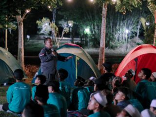 Kolaborasi BSI RO IX Kalimantan-BSI Maslahat, Ajak Liburan 100 Anak Yatim dan Duafa