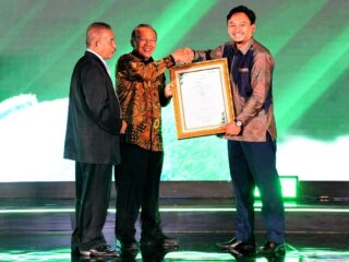 Program Angkasa Bersinar PT PLN (Persero) Raih Penghargaan Gold dalam ICA Awards 2023