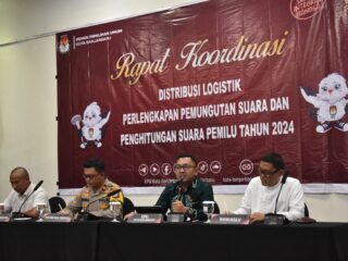 Distribusi Logistik Berlangsung Dua Hari, KPU Banjarbaru: Semoga Alam Bersahabat