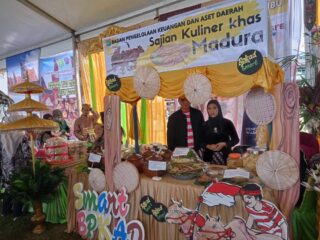 Parade Makanan Pesta Mappanre Ri Tasi'e 2024: Menyajikan Keragaman Kuliner Tanah Bumbu