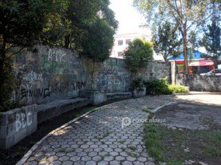 Dinding Taman Albasia Martapura Penuh Coretan, Diduga karena Oknum tak Bertanggung Jawab