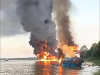 1 dari 4 Korban Kebakaran Kapal di Sungai Barito Meninggal